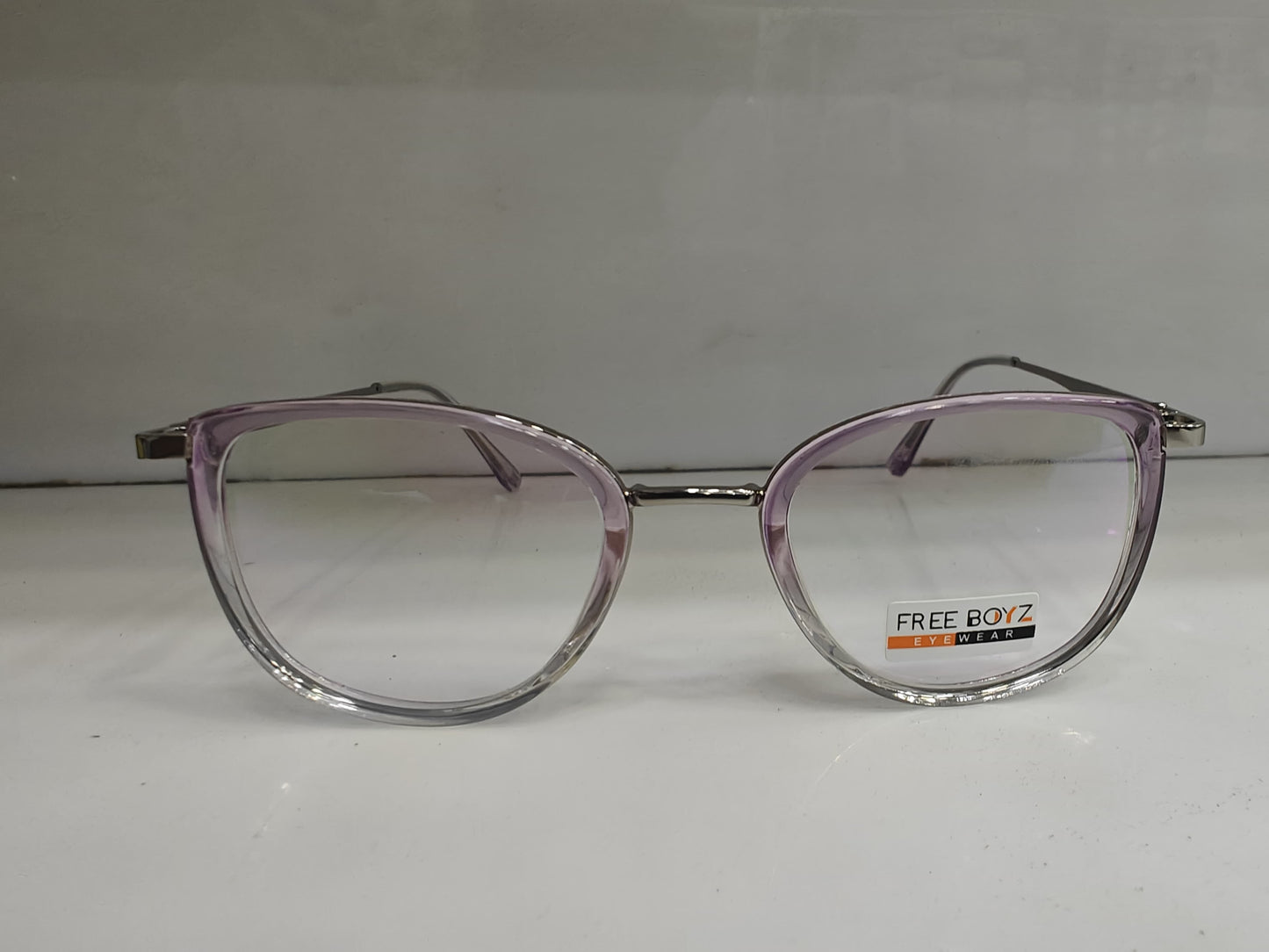 Free Boys (Cat Eye PinK )